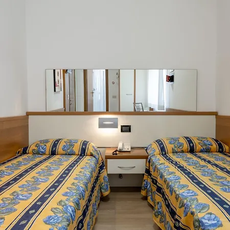 Continental Hotel 3*