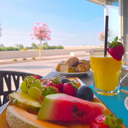 Continental Hotel 3*