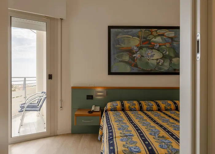 Continental 3* Каорле